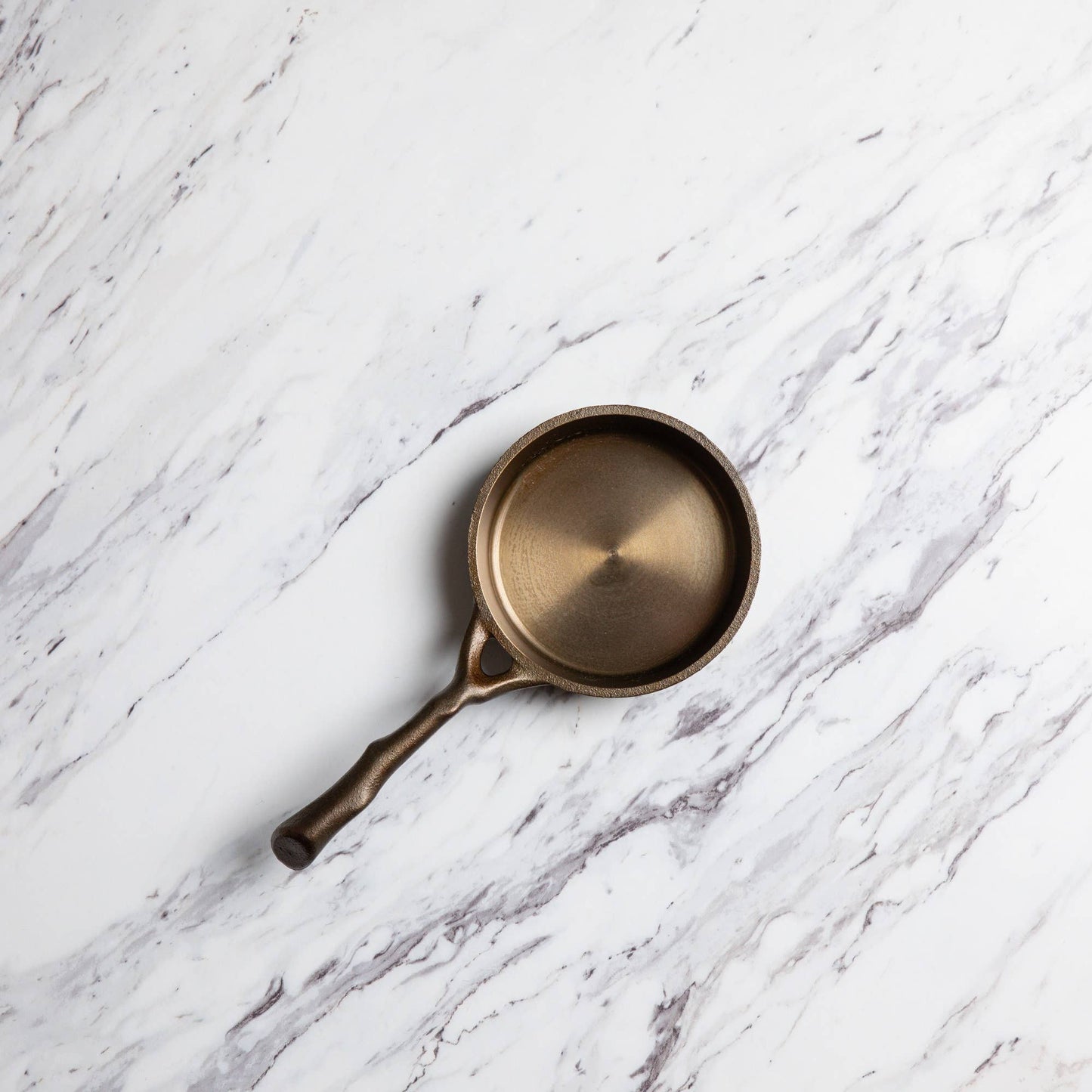 Nest Homeware - 4.5in Egg Pan