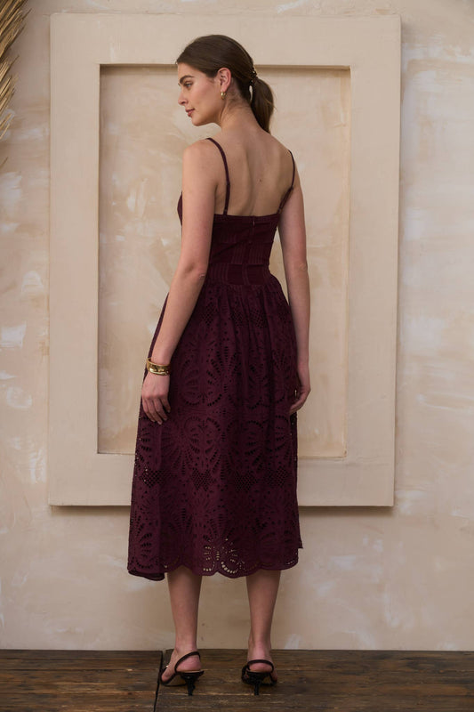 Moon River - SCALLOP LACE SKIRT STRAPLESS MIDI DRESS: WINE