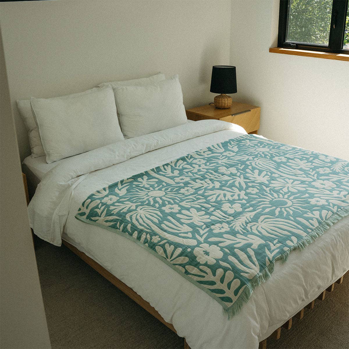 Slowtide - Sunny Driftweave Beach Blanket
