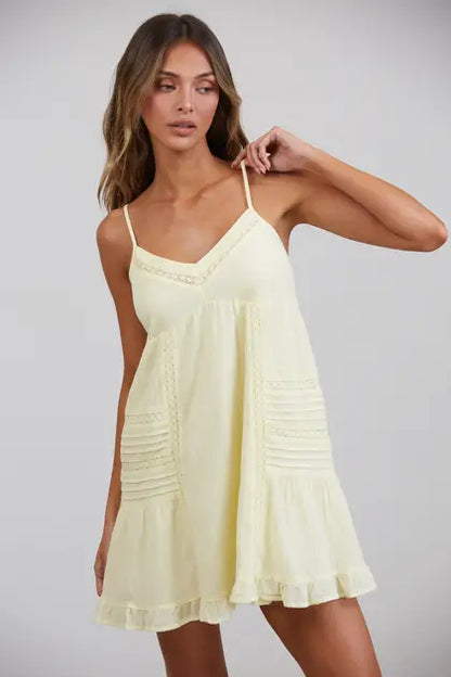 Creamon - Dejavu Lacey Crinkle Texture Mini Dress