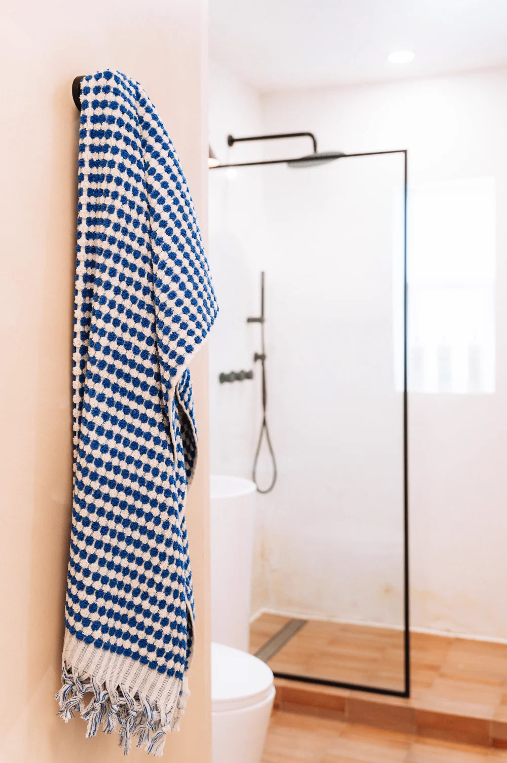 Kikoya - Pompom Bubble Turkish Cotton Bath Towel: Blue