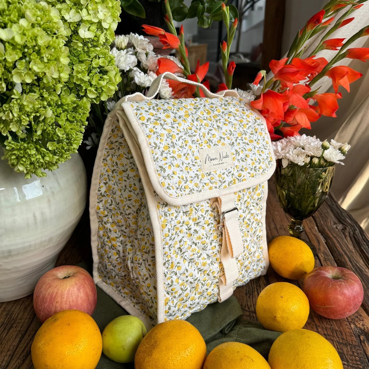 Moon Nude - Buttercup Lunch Tote Bag