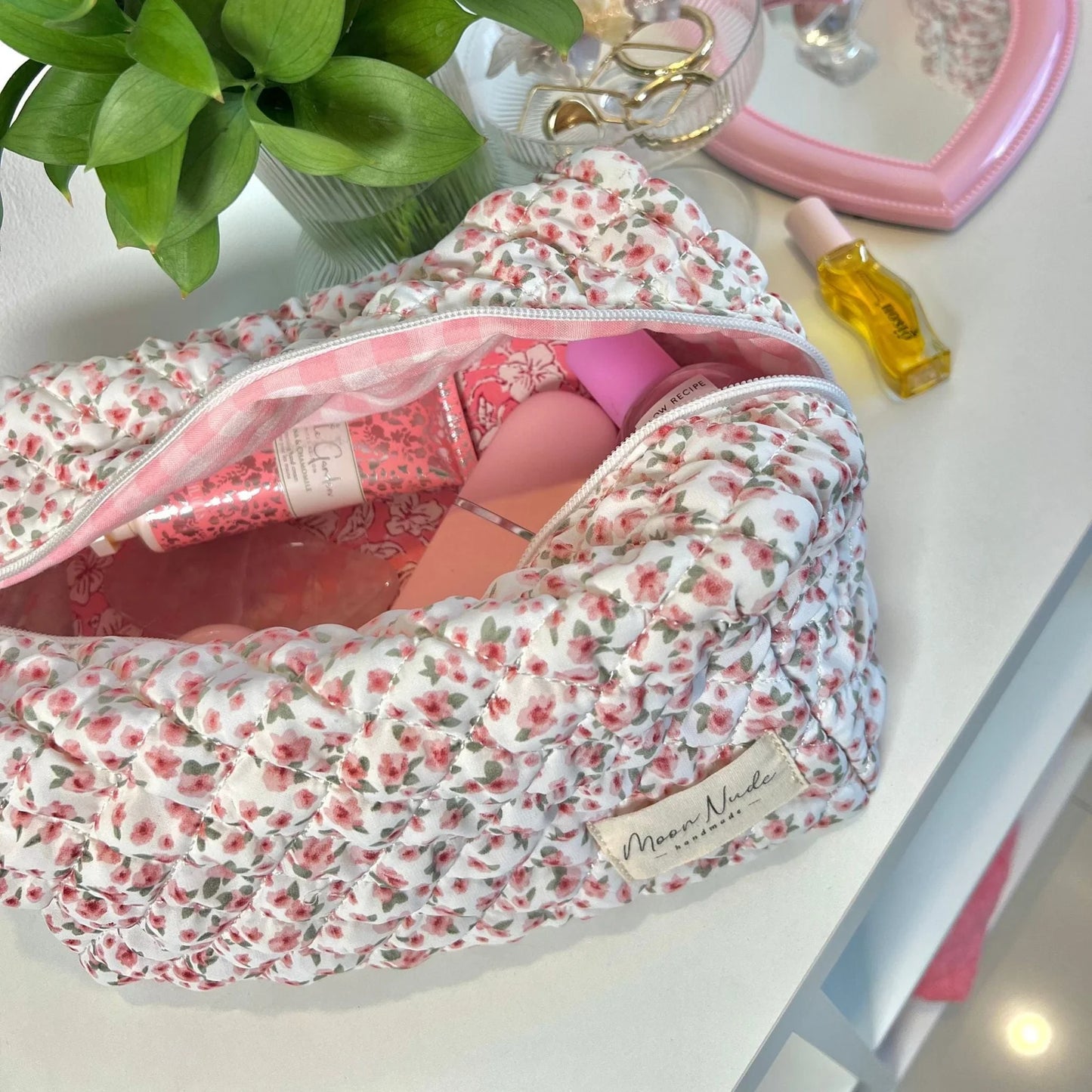 Moon Nude - Peony Makeup Bag