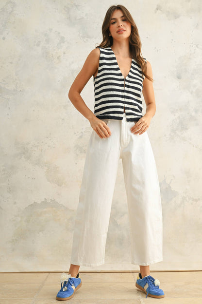 MIOU MUSE -LIGHT WEIGHT HOOK AND EYE CLOSURE STRIPED VEST: NAVY/WHITE, L