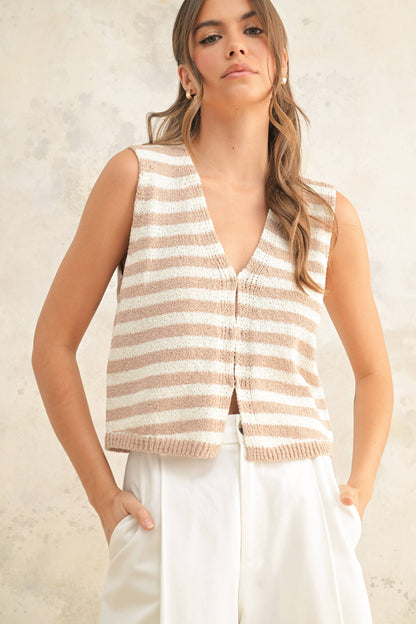 MIOU MUSE -LIGHT WEIGHT HOOK AND EYE CLOSURE STRIPED VEST: NAVY/WHITE, L