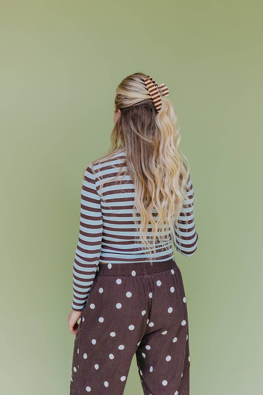 KAXI - POLKA DOT & STRIPED OVERSIZED CLAWS: BROWN AND BLUE STRIPED