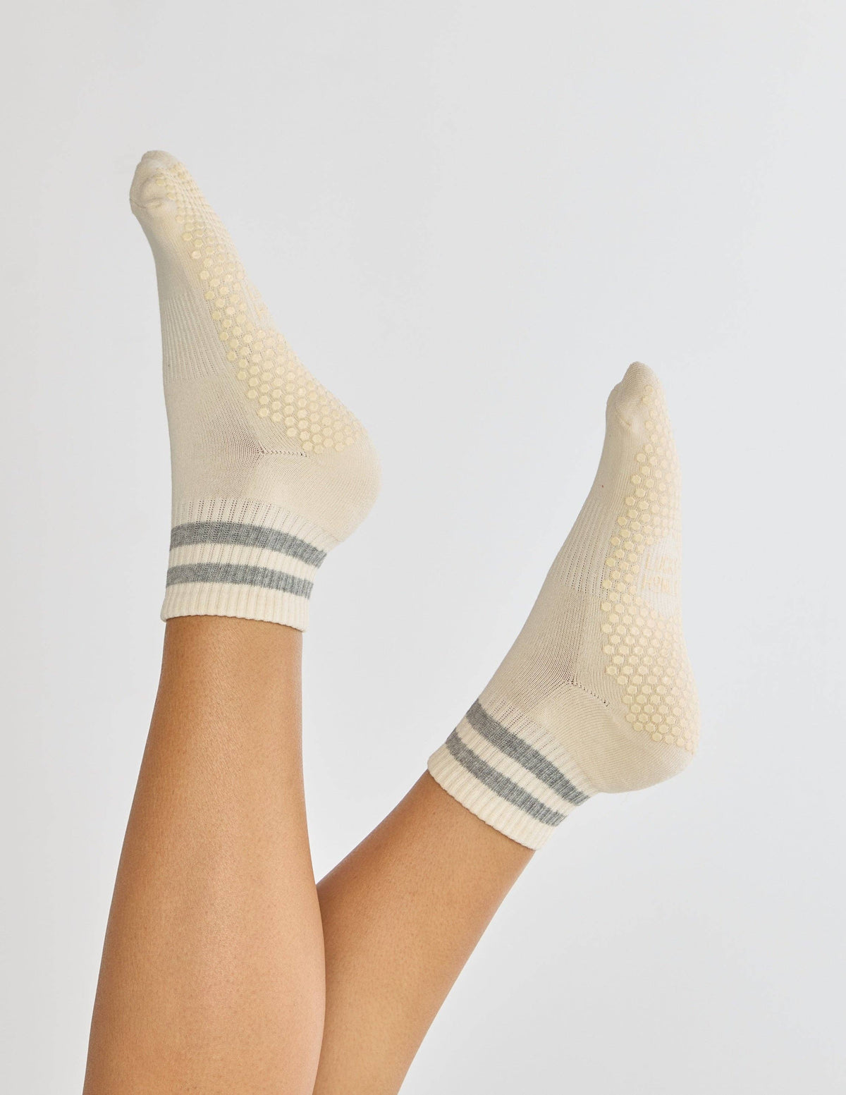 LUCKY HONEY - The Boyfriend Grip Sock: Baby Blue