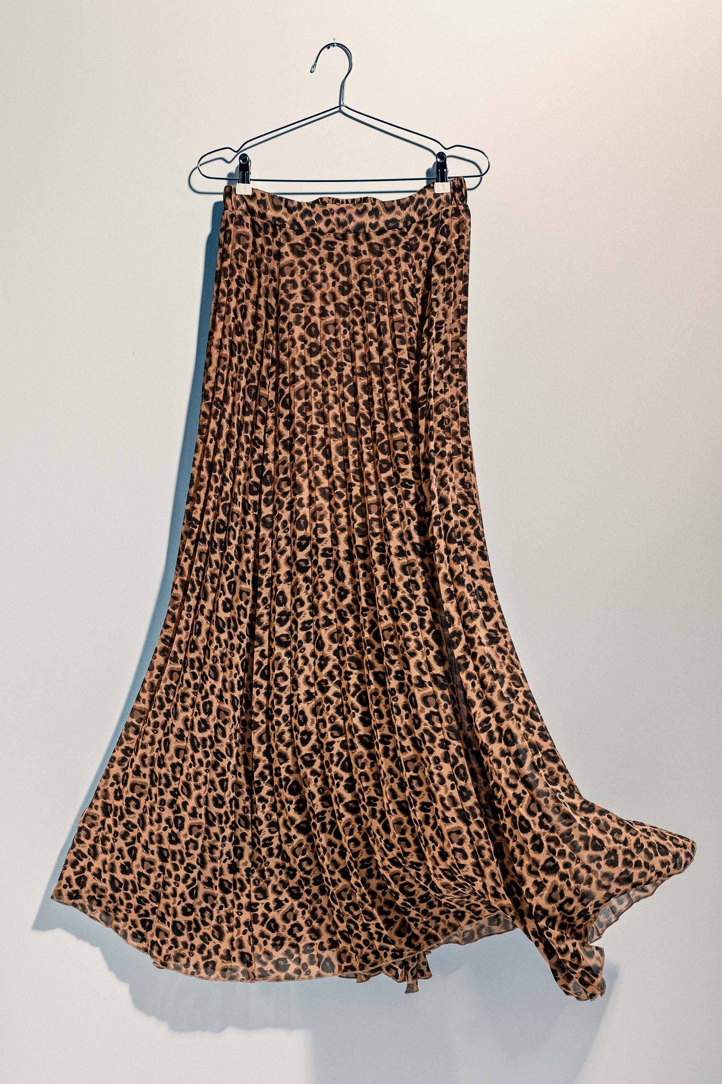 Urban Daizy Leopard Pleated Midi Skirt