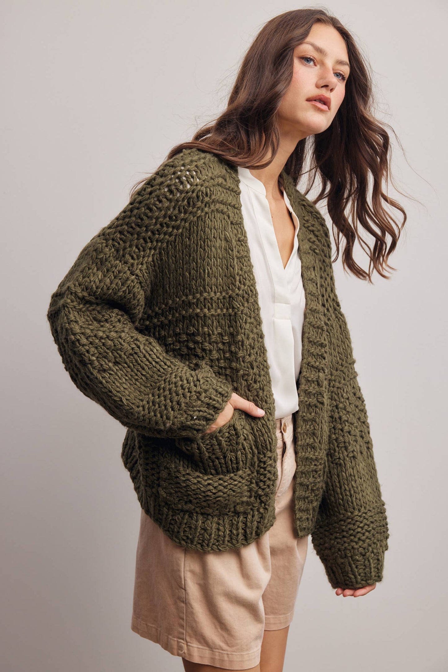 Forte - Handmade Chunky Knit Cardigan:Green Olive