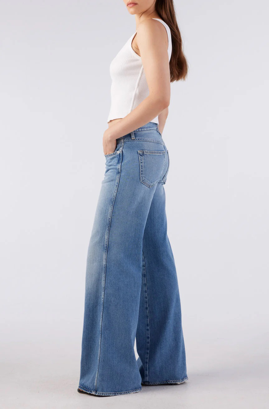 AMO Faith Flare Jeans Maverick