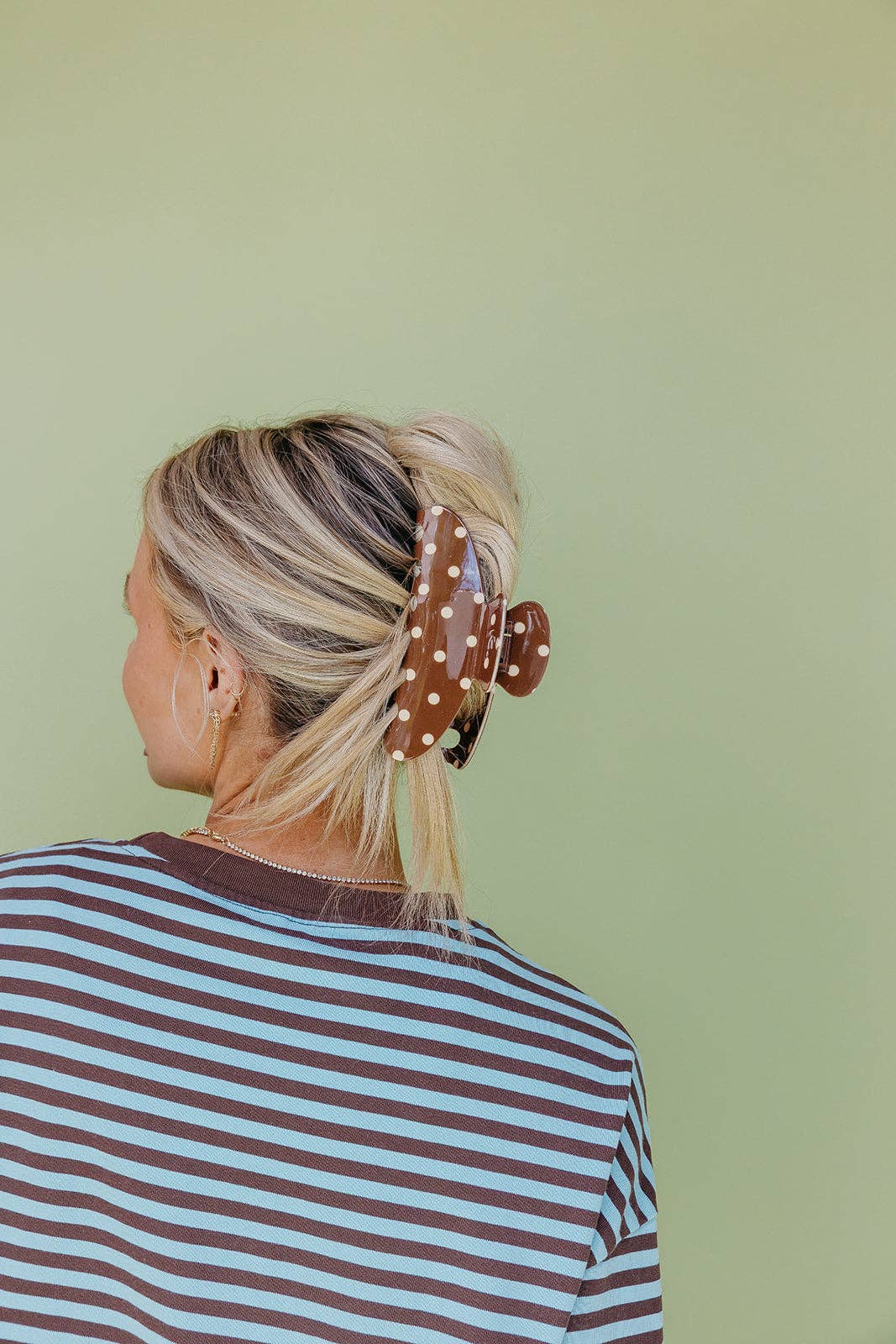 KAXI - POLKA DOT & STRIPED OVERSIZED CLAWS: BROWN AND BLUE STRIPED