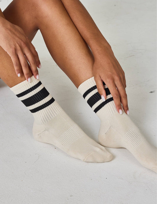 LUCKY HONEY - Everyday Retro Crew Sock: Black