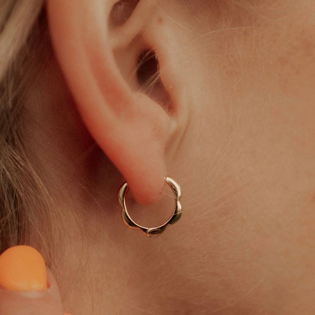 Mauve Jewelry Co. - Lola Floral Hoops: Gold