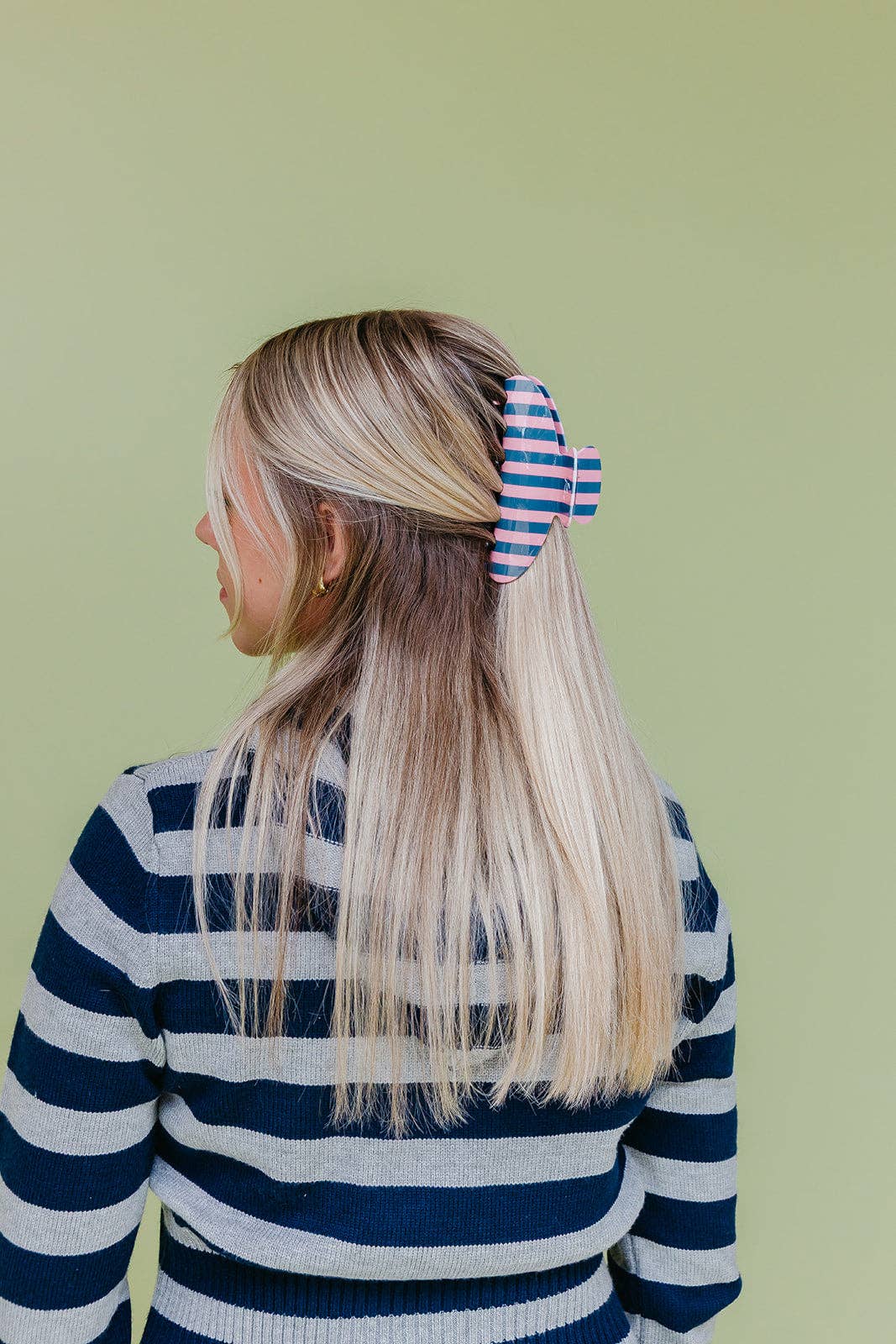 KAXI - POLKA DOT & STRIPED OVERSIZED CLAWS: BROWN AND BLUE STRIPED