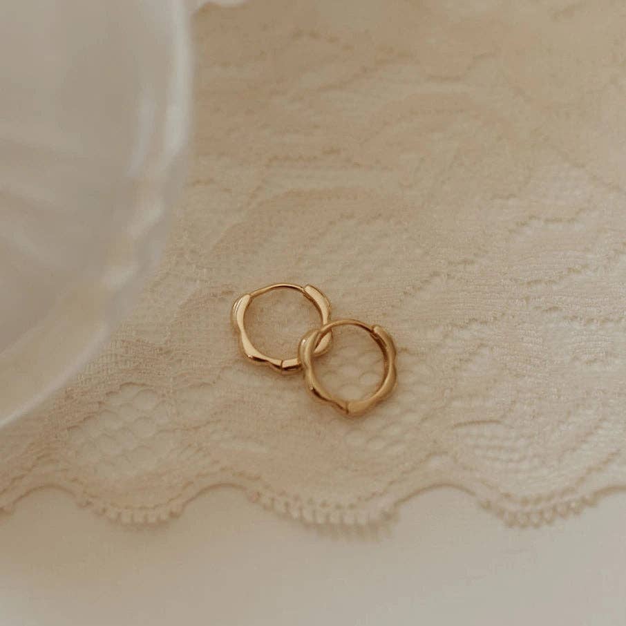 Mauve Jewelry Co. - Lola Floral Hoops: Gold