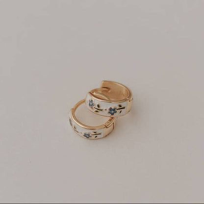Mauve Jewelry Co. - Daphne Tea Cup Hoops: Gold