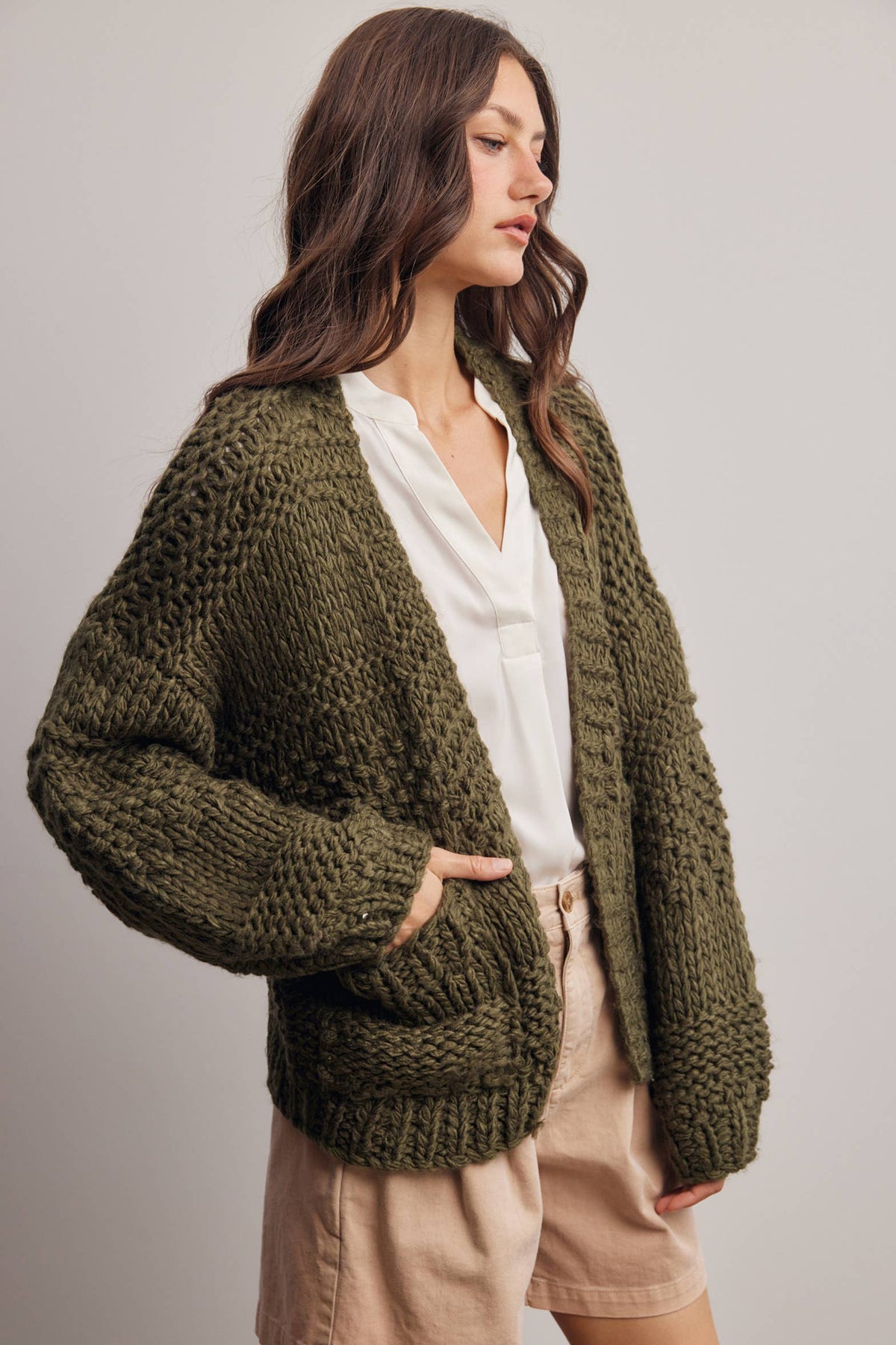 Forte - Handmade Chunky Knit Cardigan:Green Olive
