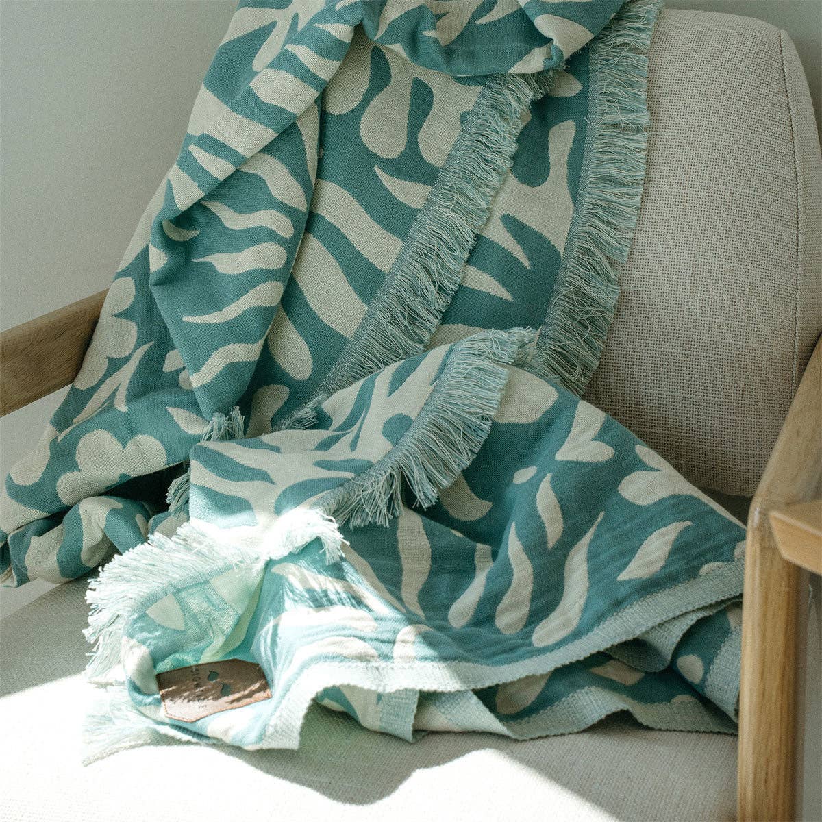 Slowtide - Sunny Driftweave Beach Blanket