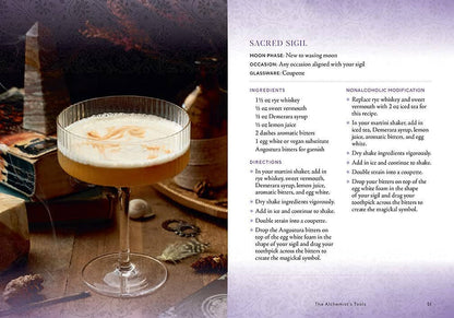 Hachette Book Group - Witch's Brew: Magickal Cocktails to Raise the Spirits