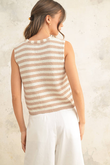 MIOU MUSE -LIGHT WEIGHT HOOK AND EYE CLOSURE STRIPED VEST: NAVY/WHITE, L