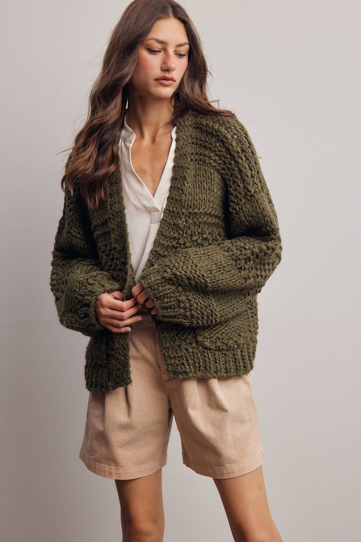 Forte - Handmade Chunky Knit Cardigan:Green Olive