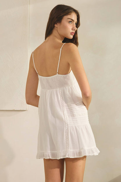 Creamon - Dejavu Lacey Crinkle Texture Mini Dress: OFF WHITE