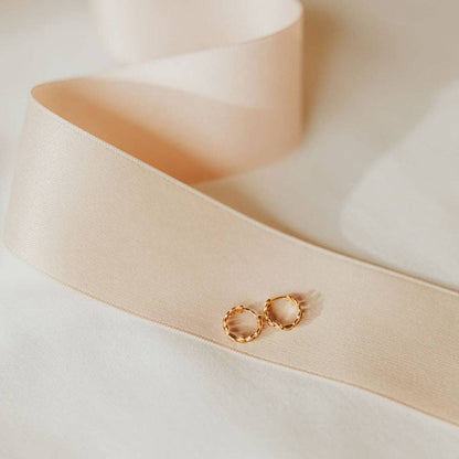 Mauve Jewelry Co. - Athena Hoops: Gold