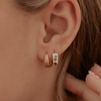 Mauve Jewelry Co. - Daphne Tea Cup Hoops: Gold