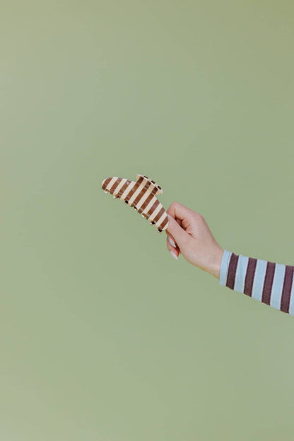 KAXI - POLKA DOT & STRIPED OVERSIZED CLAWS: BROWN AND BLUE STRIPED