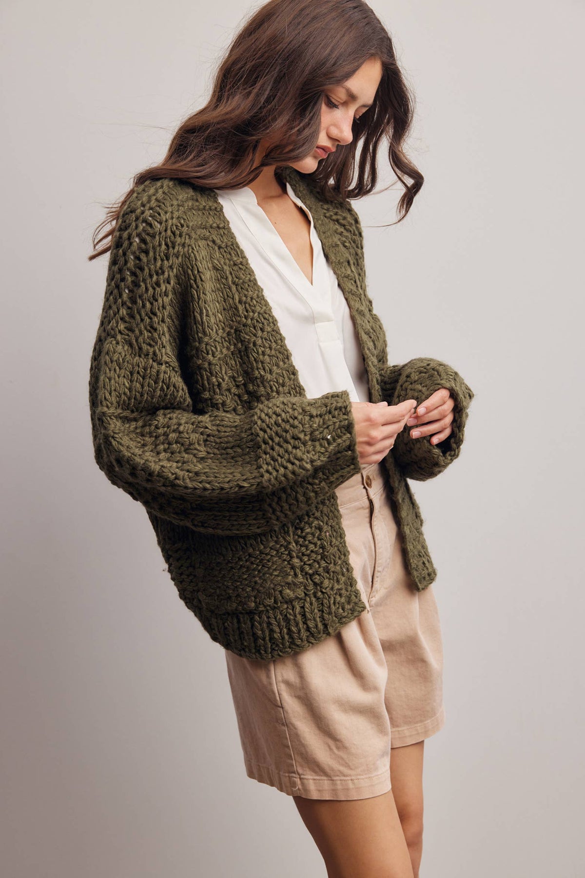 Forte - Handmade Chunky Knit Cardigan:Green Olive