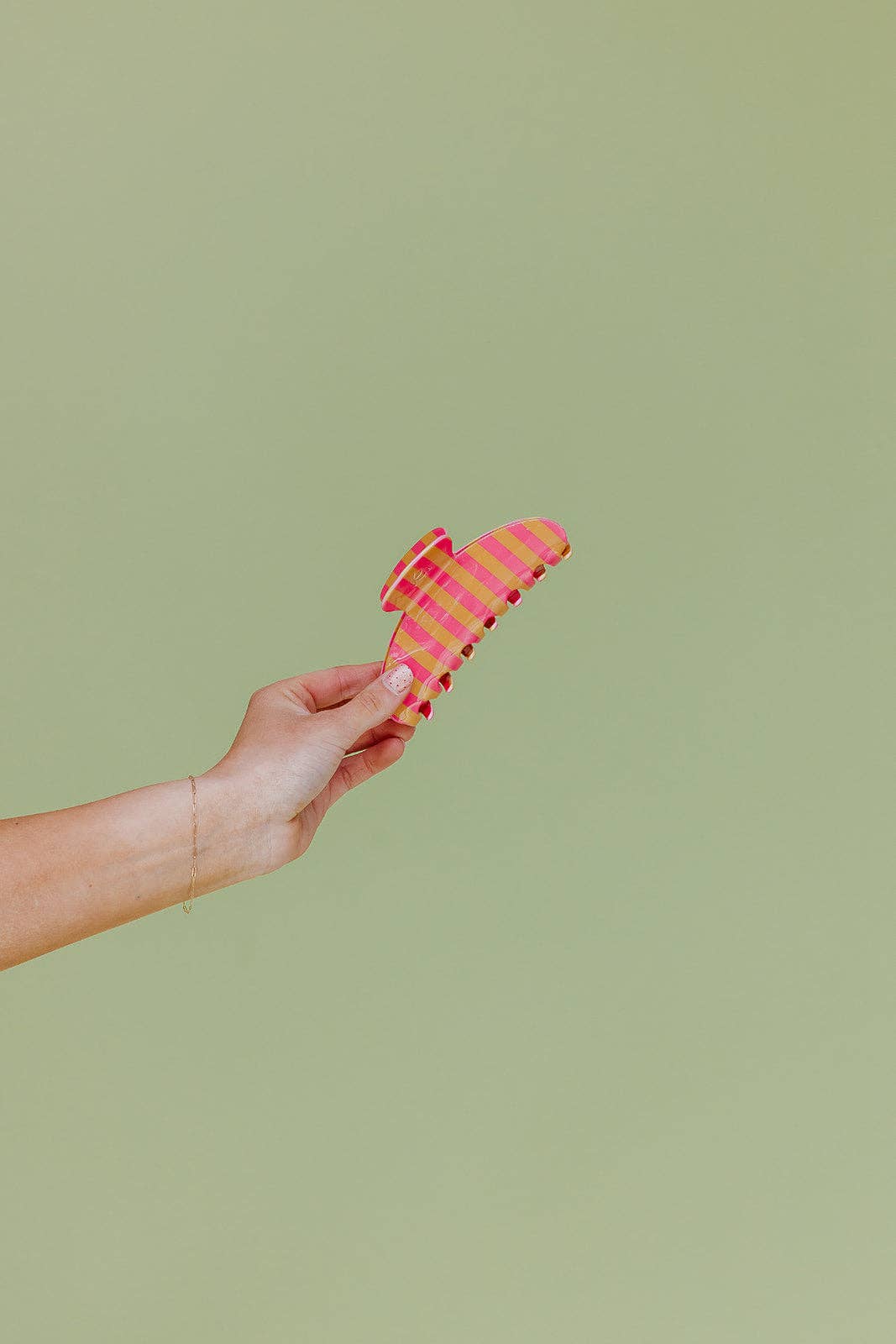 KAXI - POLKA DOT & STRIPED OVERSIZED CLAWS: BROWN AND BLUE STRIPED