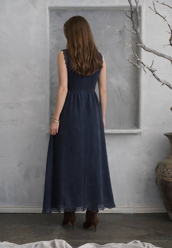 Moon River - LACE INSERT V NECK SLEEVELESS  MIDI DRESS: BLUE