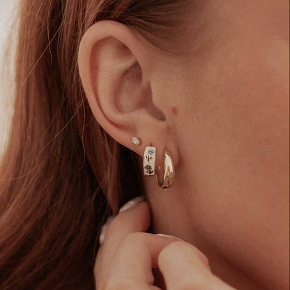 Mauve Jewelry Co. - Daphne Tea Cup Hoops: Gold