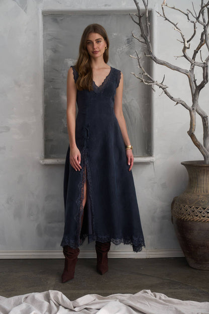 Moon River - LACE INSERT V NECK SLEEVELESS  MIDI DRESS: BLUE