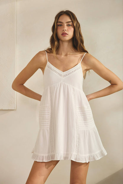 Creamon - Dejavu Lacey Crinkle Texture Mini Dress: OFF WHITE