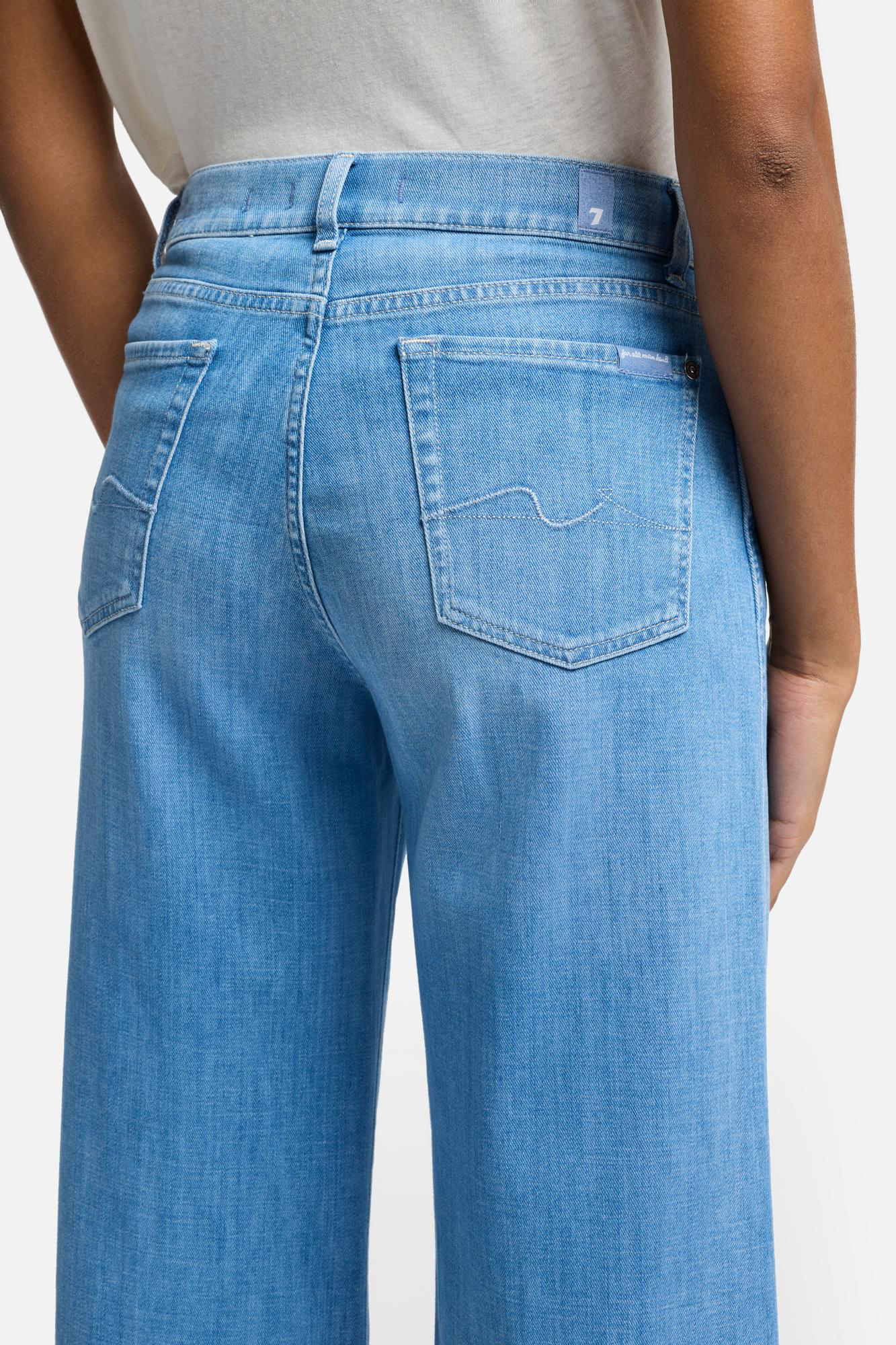 7 For All Mankind Lotta Cropped Charleston