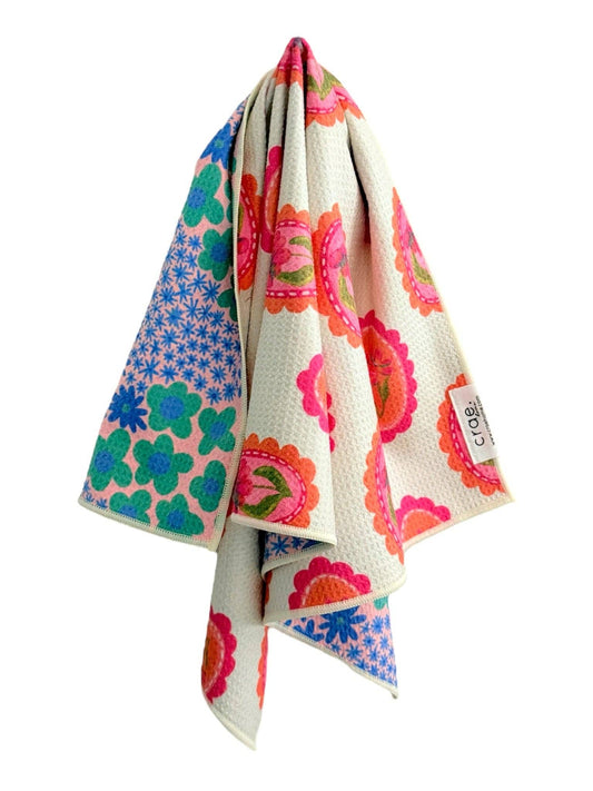 Crae.Home - Marilyn: Reversible Hand Towel: Cream/Purple, 19x29, Hand Towel