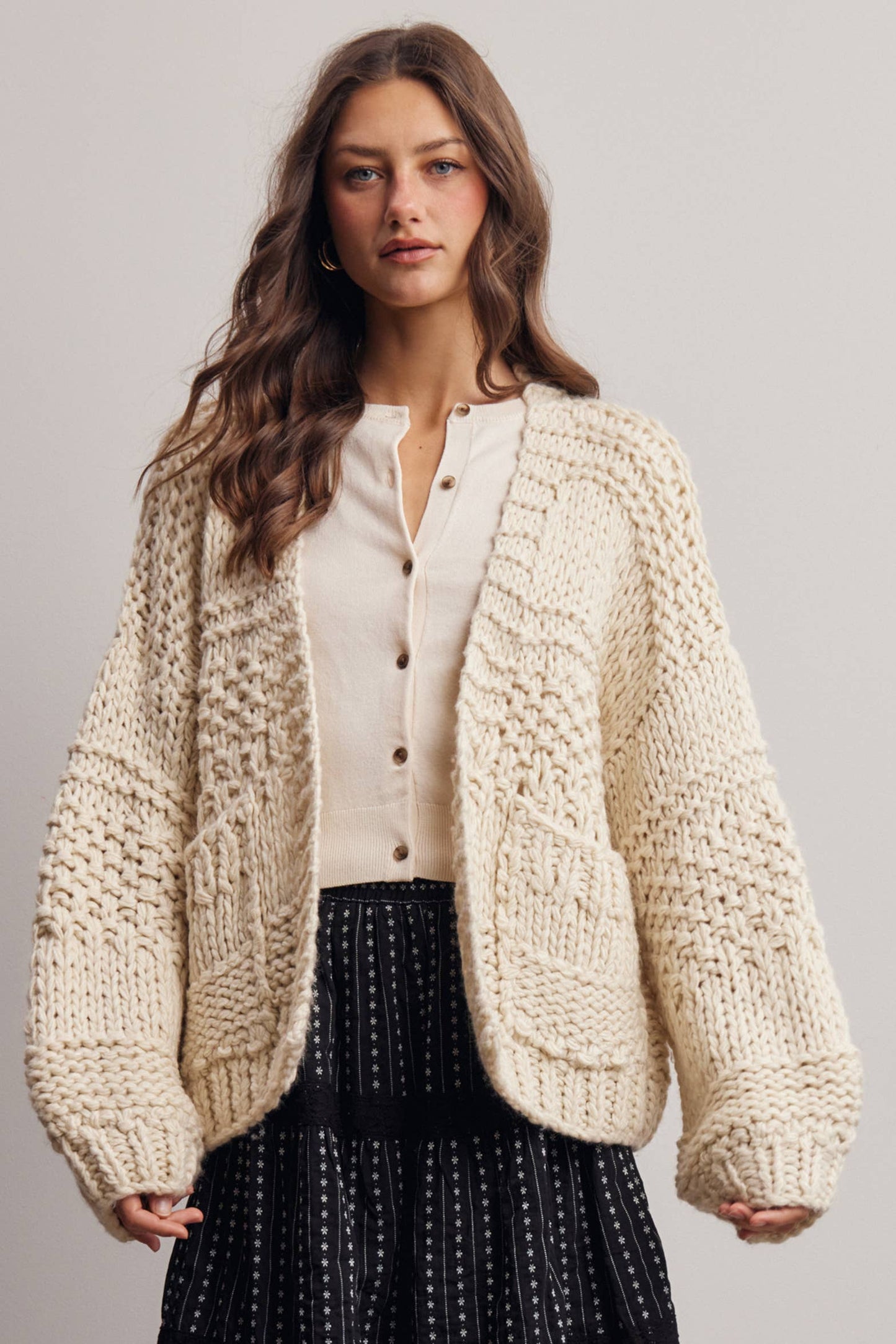 Forte - Handmade Chunky Knit Cardigan:Green Olive